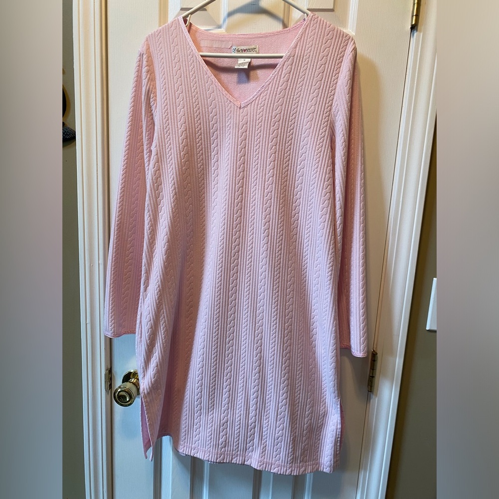 Of the Moment soft pink night gown.Size Medium